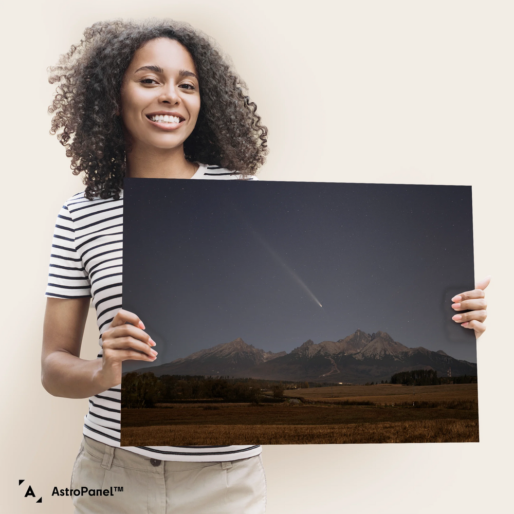 Łukasz Remkowicz: Comet Tsuchinshan-ATLAS above Tatra Mountains
