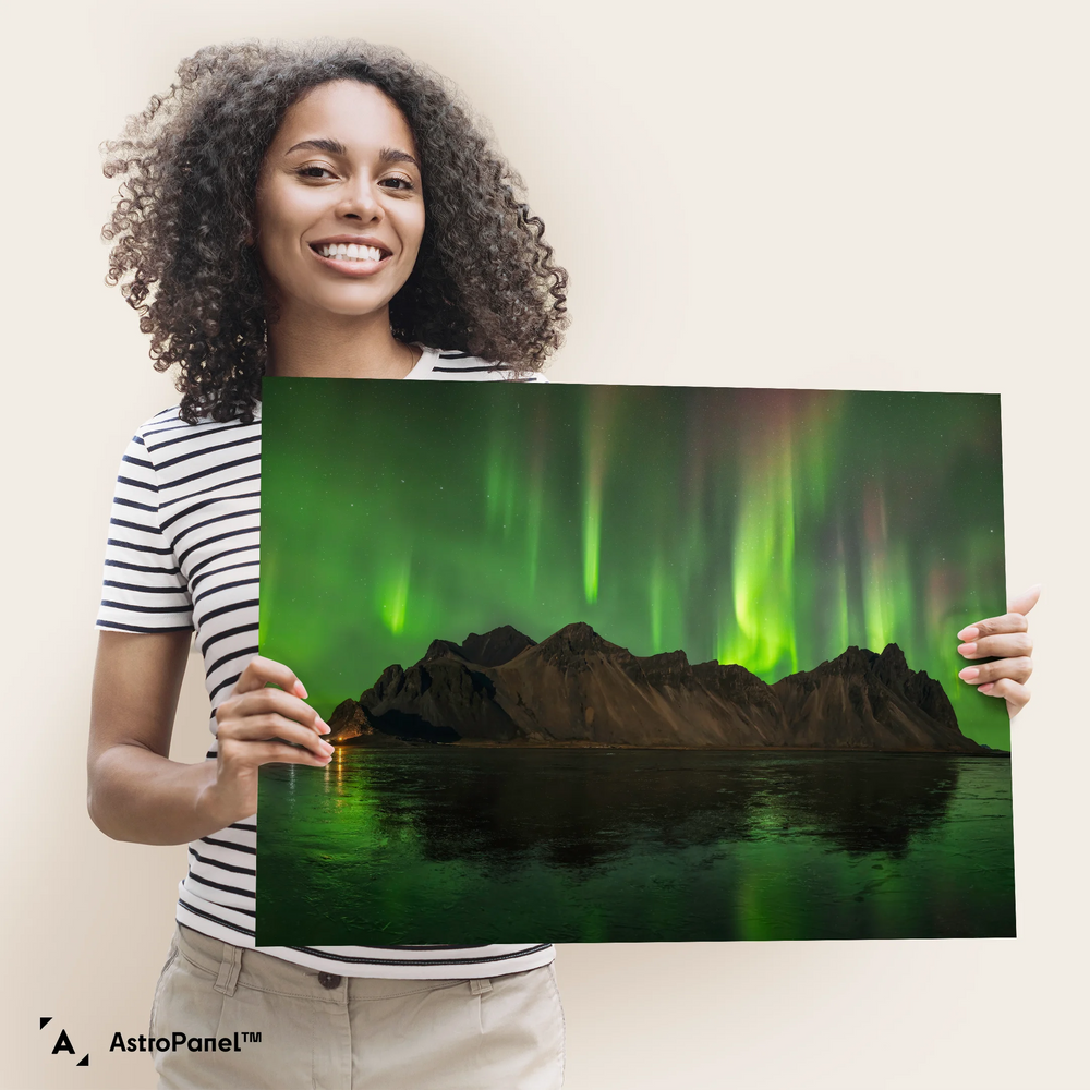 Łukasz Remkowicz: Northern Lights over Vestrahorn