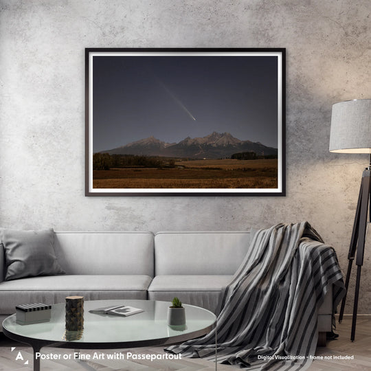 Łukasz Remkowicz: Comet Tsuchinshan-ATLAS above Tatra Mountains