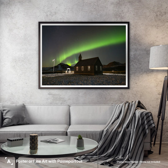 Marzena Rogozińska: Aurora over Budakirkja Church