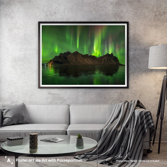 Łukasz Remkowicz: Northern Lights over Vestrahorn