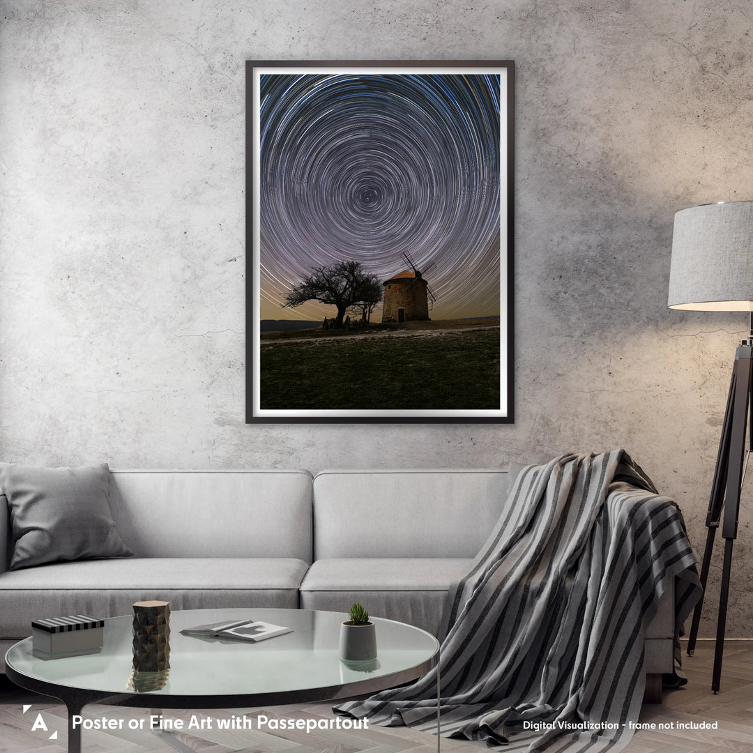 Marzena Rogozińska: Startrails over the Moravian Windmill