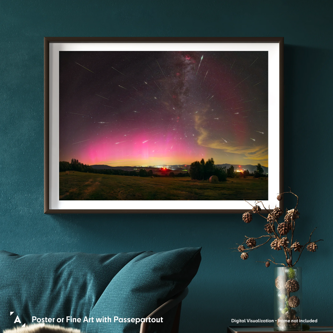 Marzena Rogozińska: Aurora Night of Falling Stars Mosaic