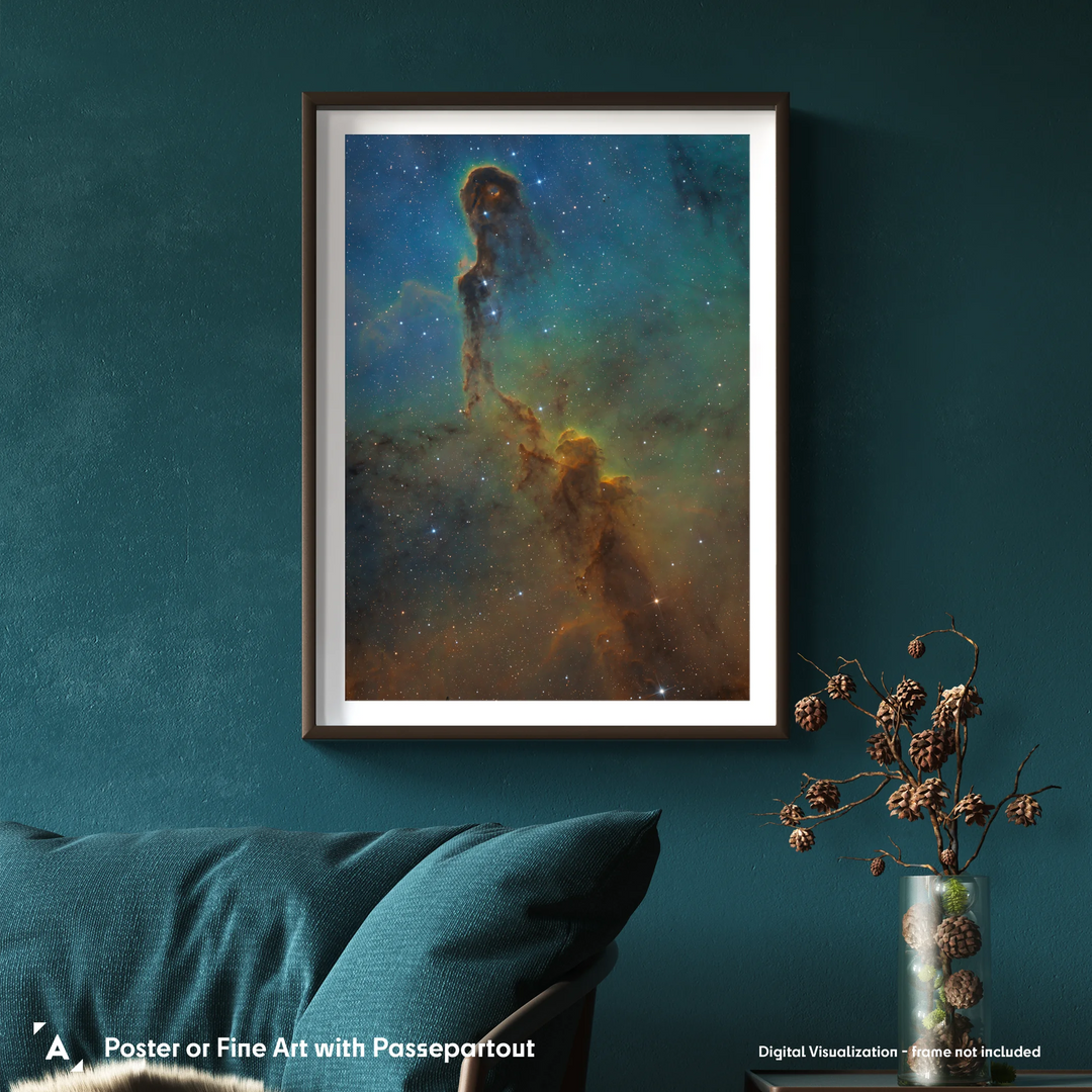 Paweł Radomski: Wind-Carved Pillar in Cepheus