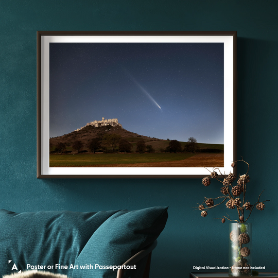 Łukasz Remkowicz: Spiš Castle and C/2023 A3 (Tsuchinshan-ATLAS)