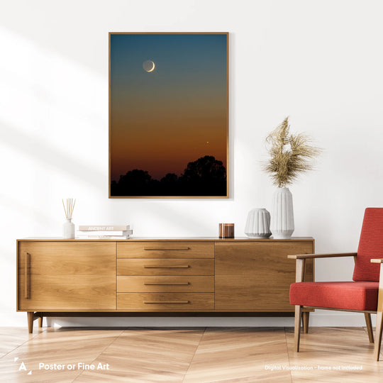 Lionel Majzik: Moon, Venus, Mars - a celestial conjunction dance
