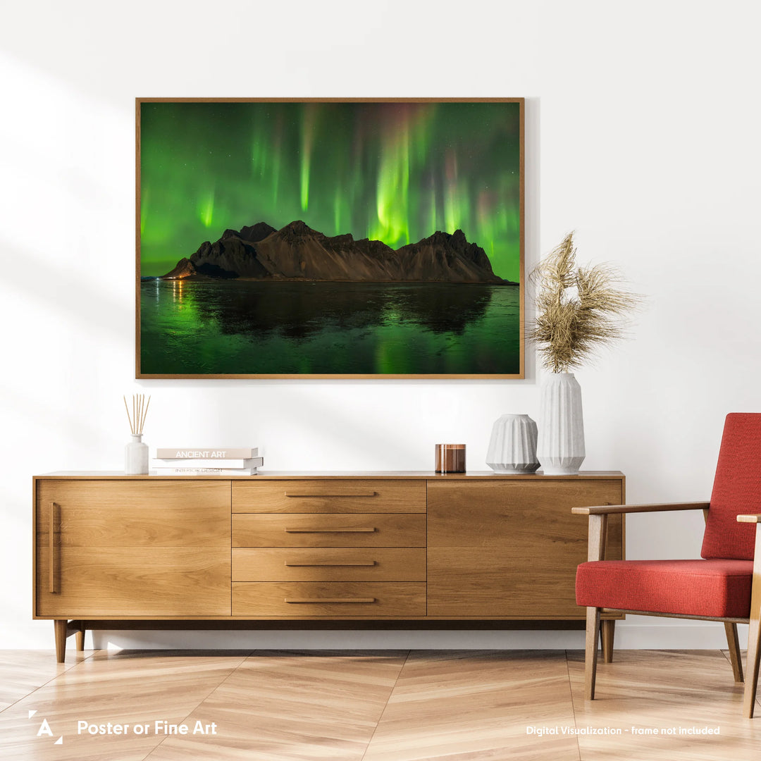 Łukasz Remkowicz: Northern Lights over Vestrahorn