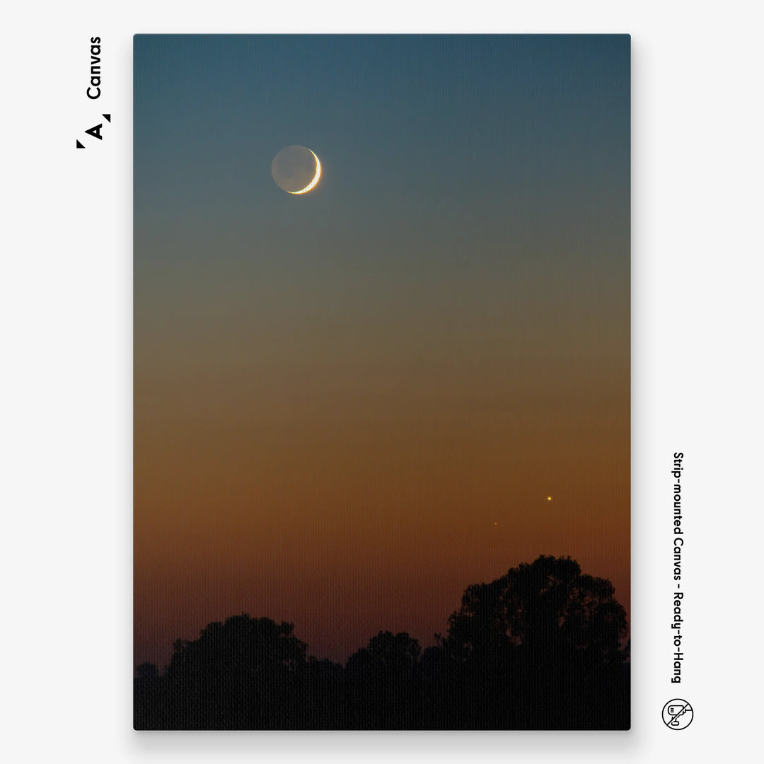 Lionel Majzik: Moon, Venus, Mars - a celestial conjunction dance
