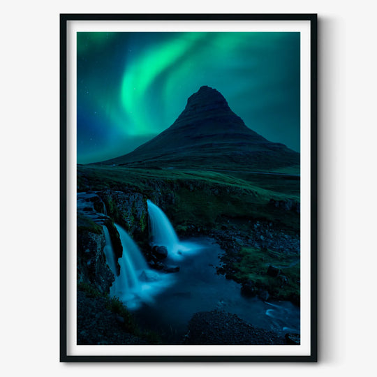 Dariusz Orlicz: Mountain Bay Poster