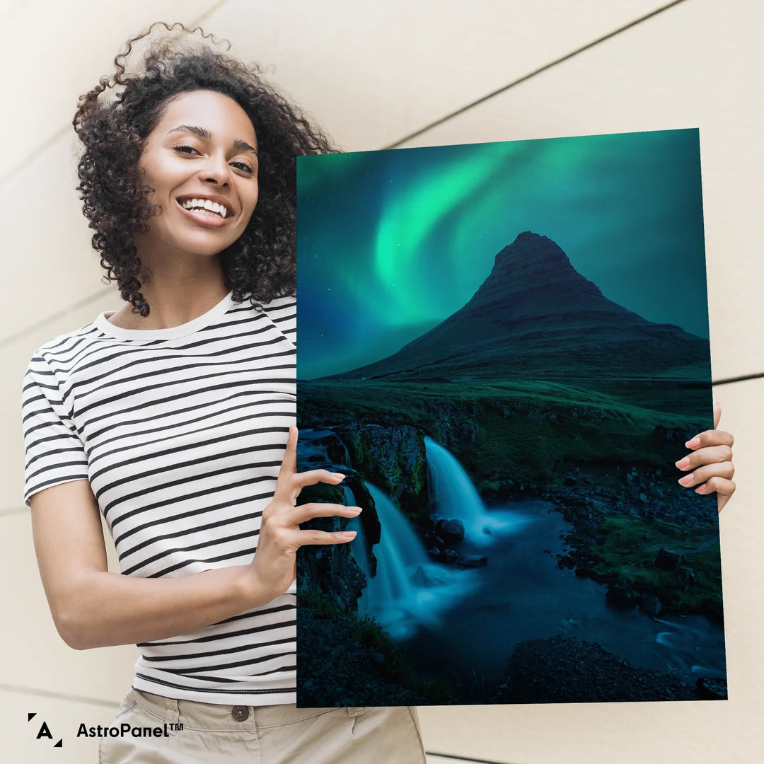 Dariusz Orlicz: Mountain Bay Poster