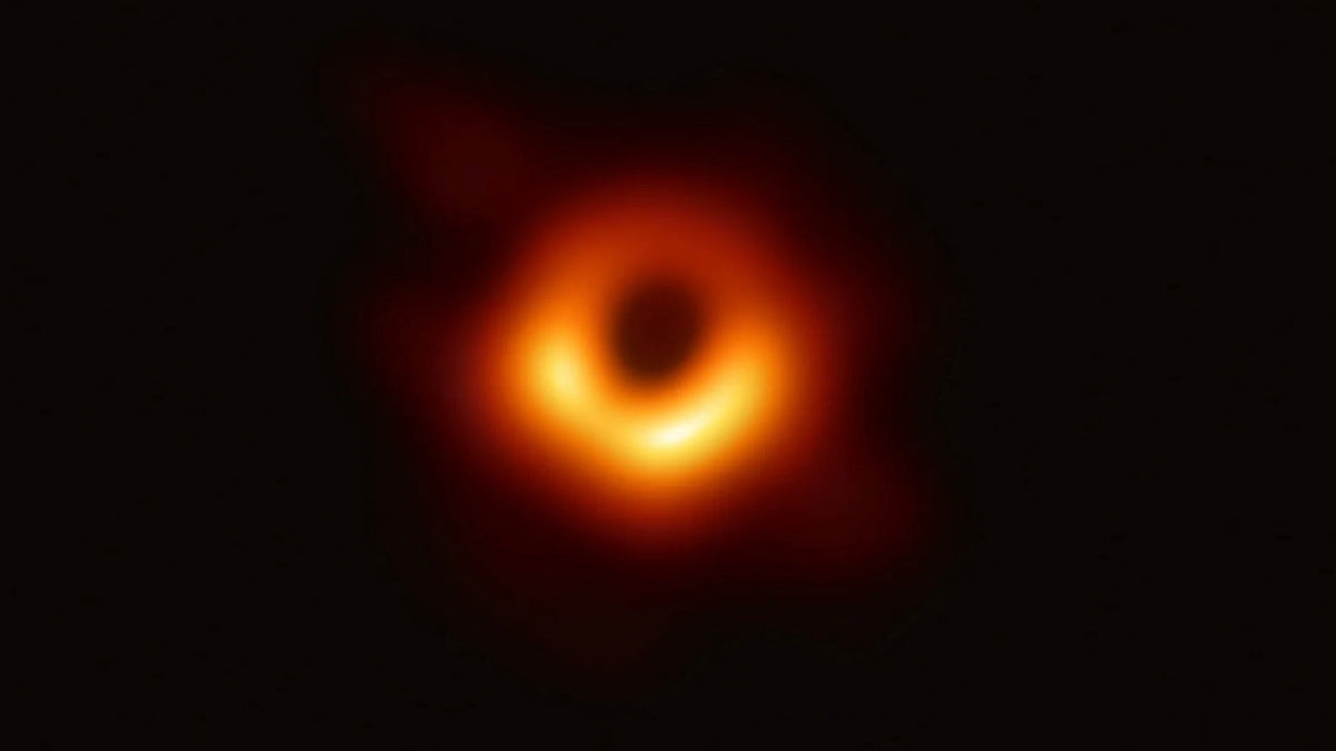 black hole image