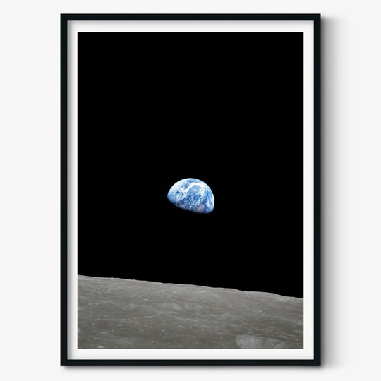 Apollo 8 Earthrise Remastered: Tribute to Bill Anders