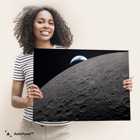 A Setting Earth, Artemis II