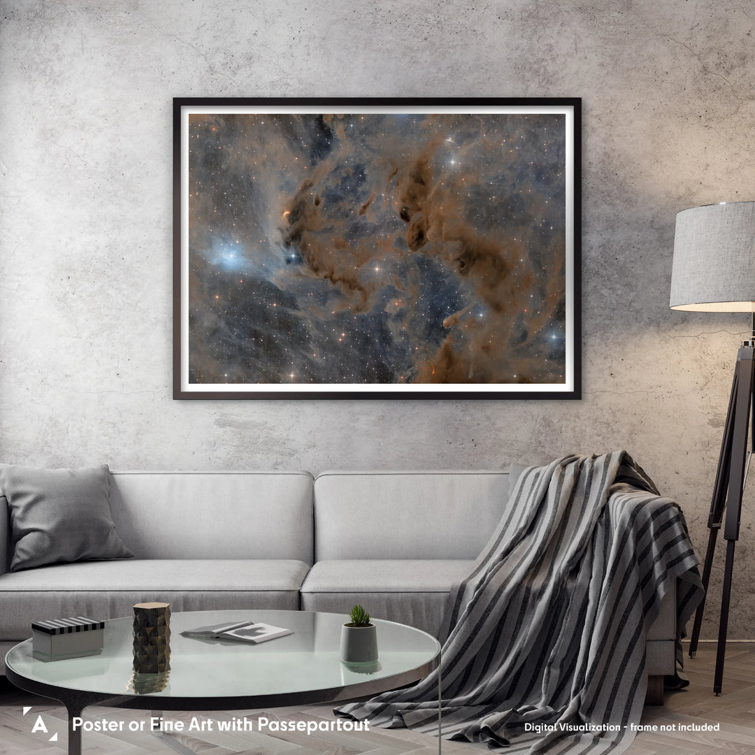 Paweł Radomski: Blue Lantern on a Grey Shore