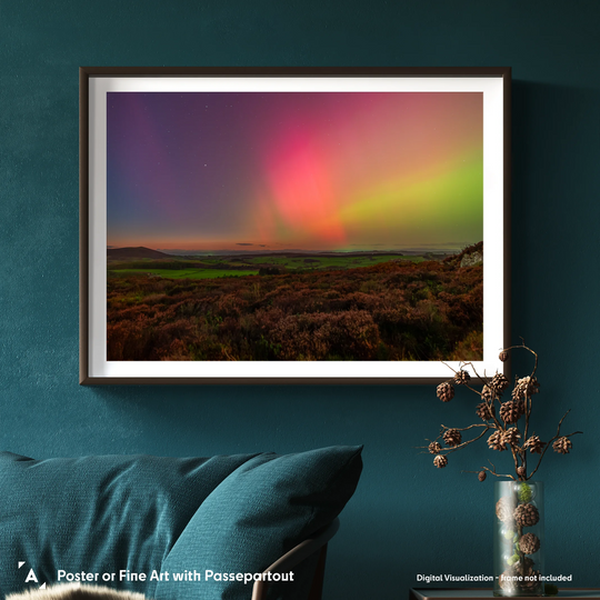 Chris Willocks: Nipstone Rock Nothern Lights
