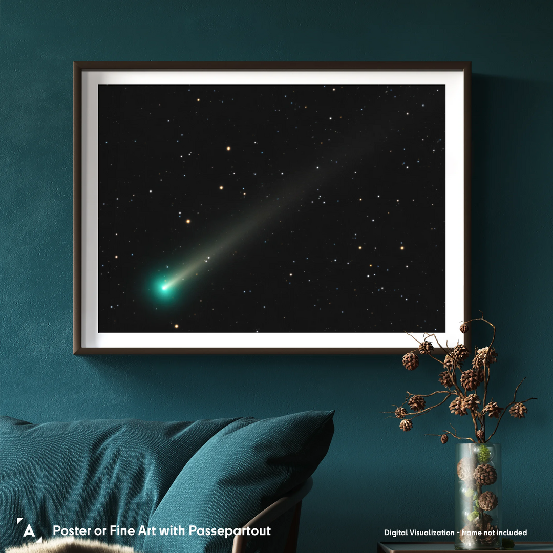 Lionel Majzik: Comet C/2021 A1 (Leonard) Poster