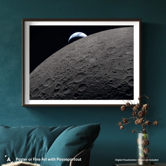 A Setting Earth, Artemis II