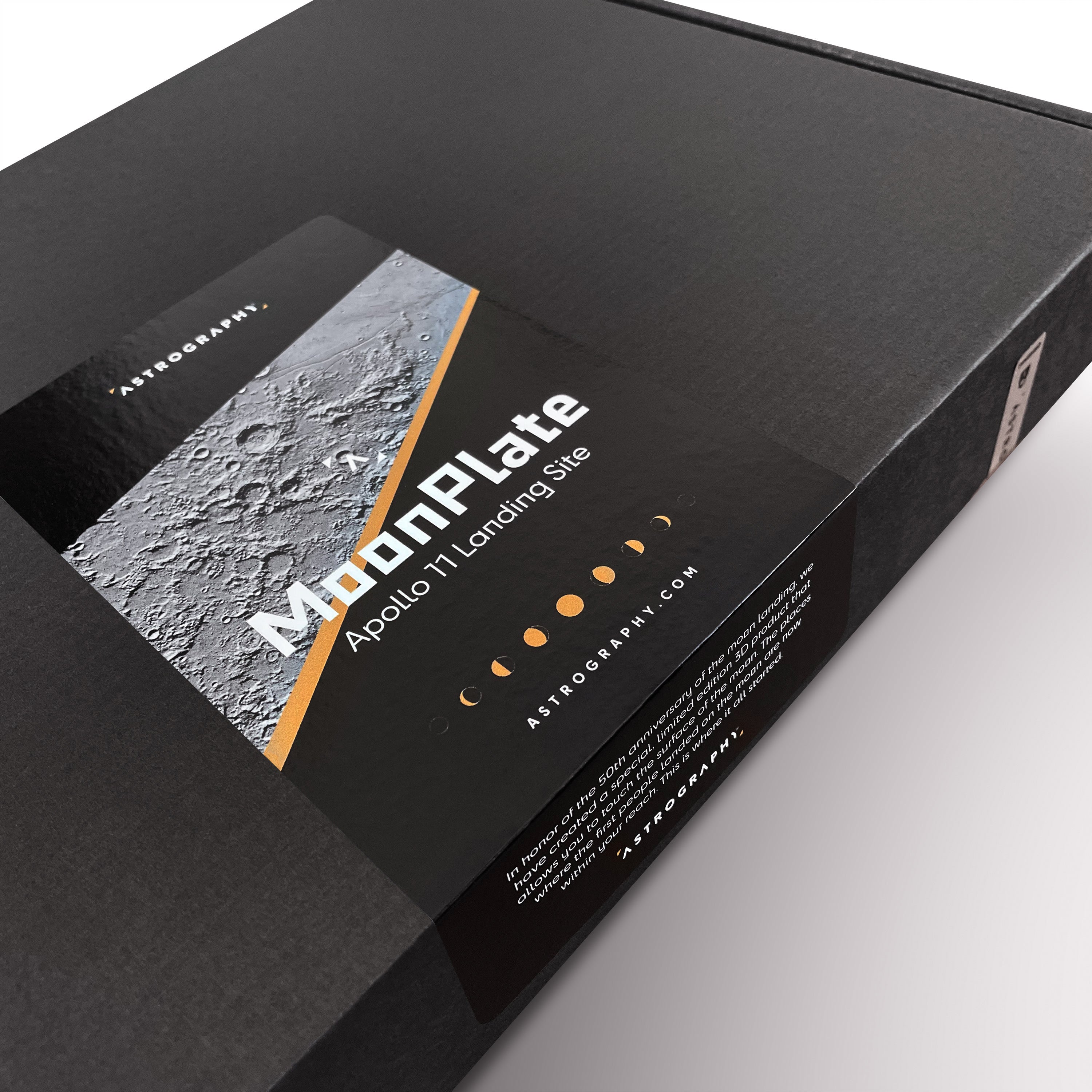 moon11段200台1枚板ヘリポート付ロータリー交差点付き MoonPlate: Apollo 11 Landing Site | Feel and Touch the Moon